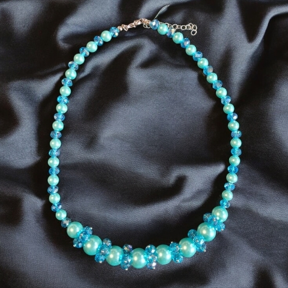 Simulated Blue Pearl and Glass Beaded Stainless Steel Necklace 20-22"